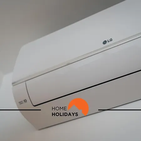 #264 C04 By Holidays *