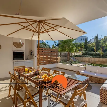 #264 C04 By Holidays * Albufeira