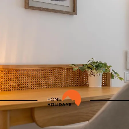 #264 C04 By Holidays Apartment