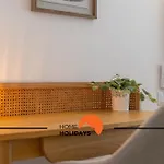 #264 Pool & Garden شقة