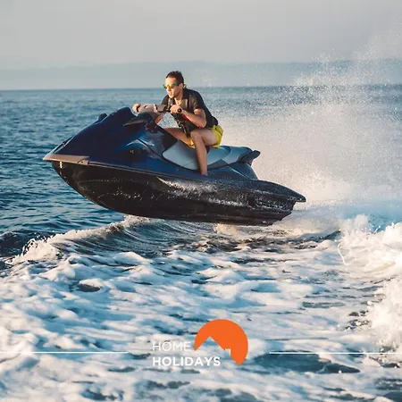 #264 C04 By Holidays شقة البوفيرا