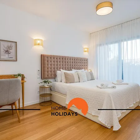 #264 C04 By Holidays البوفيرا